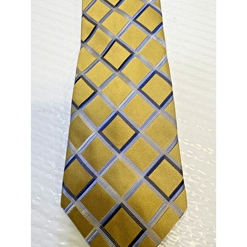 Stafford Executive Silk Men’s Tie Gold and Blue pattern 4”x57”